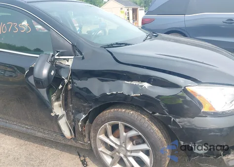 2013 Nissan Sentra Sr z USA, uszkodzony, nr VIN 3N1AB7AP3DL746652